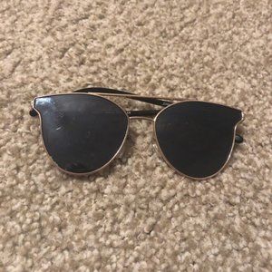 Cat eye sunglasses
